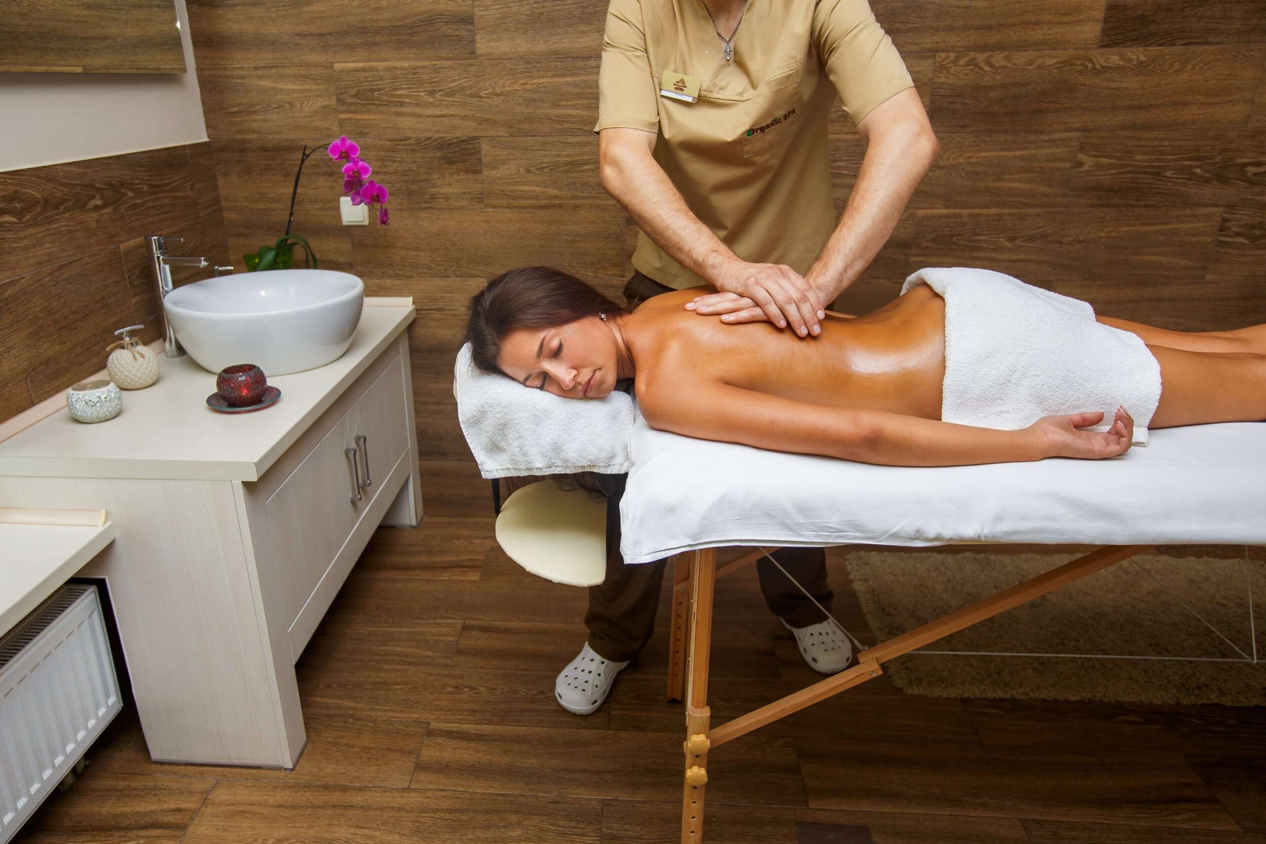 Масаж класичний